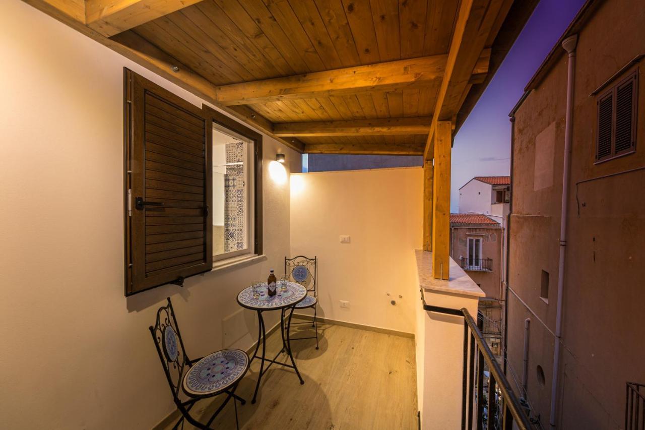 Coresi Rooms تْشيفالو المظهر الخارجي الصورة