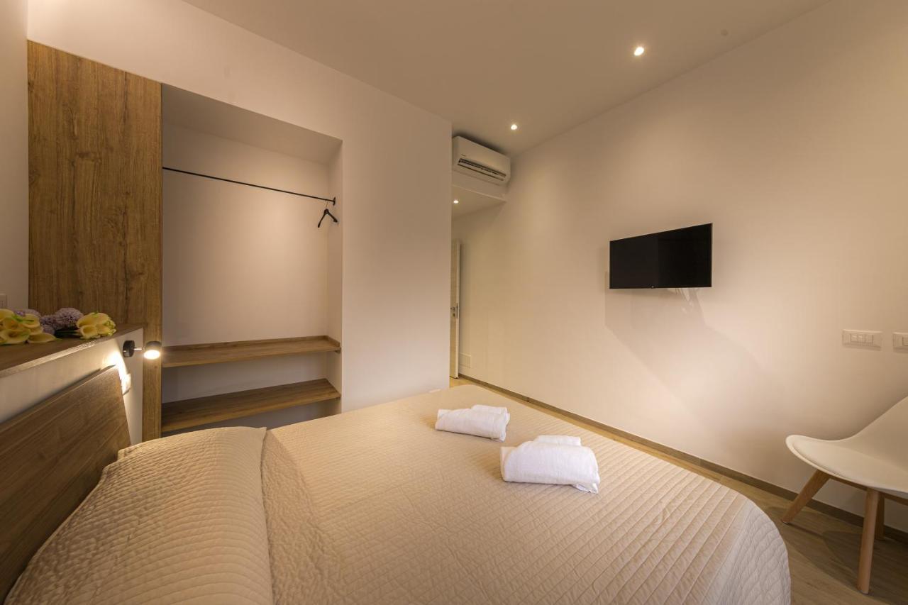 Coresi Rooms تْشيفالو المظهر الخارجي الصورة