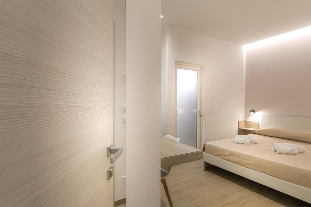 Coresi Rooms تْشيفالو المظهر الخارجي الصورة