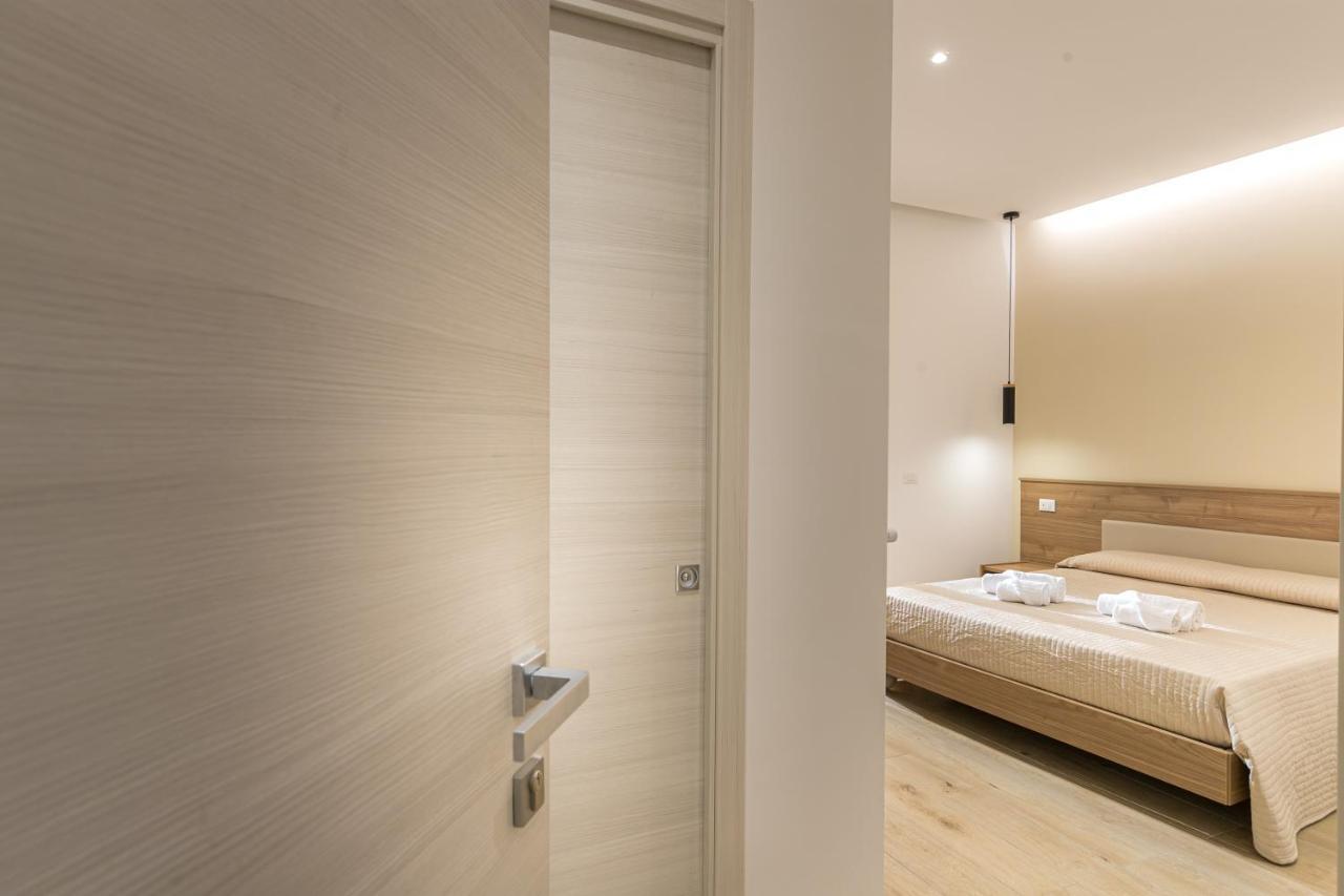 Coresi Rooms تْشيفالو المظهر الخارجي الصورة