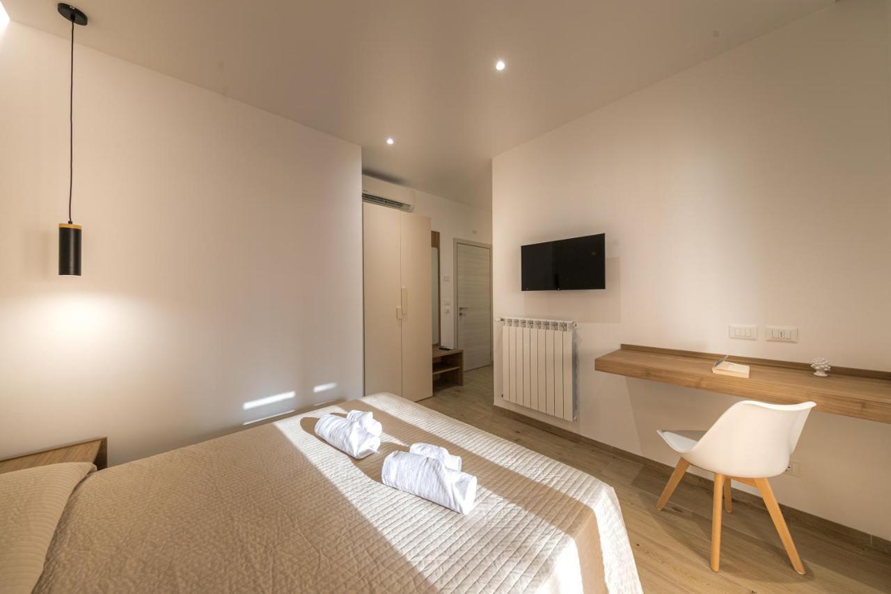 Coresi Rooms تْشيفالو المظهر الخارجي الصورة