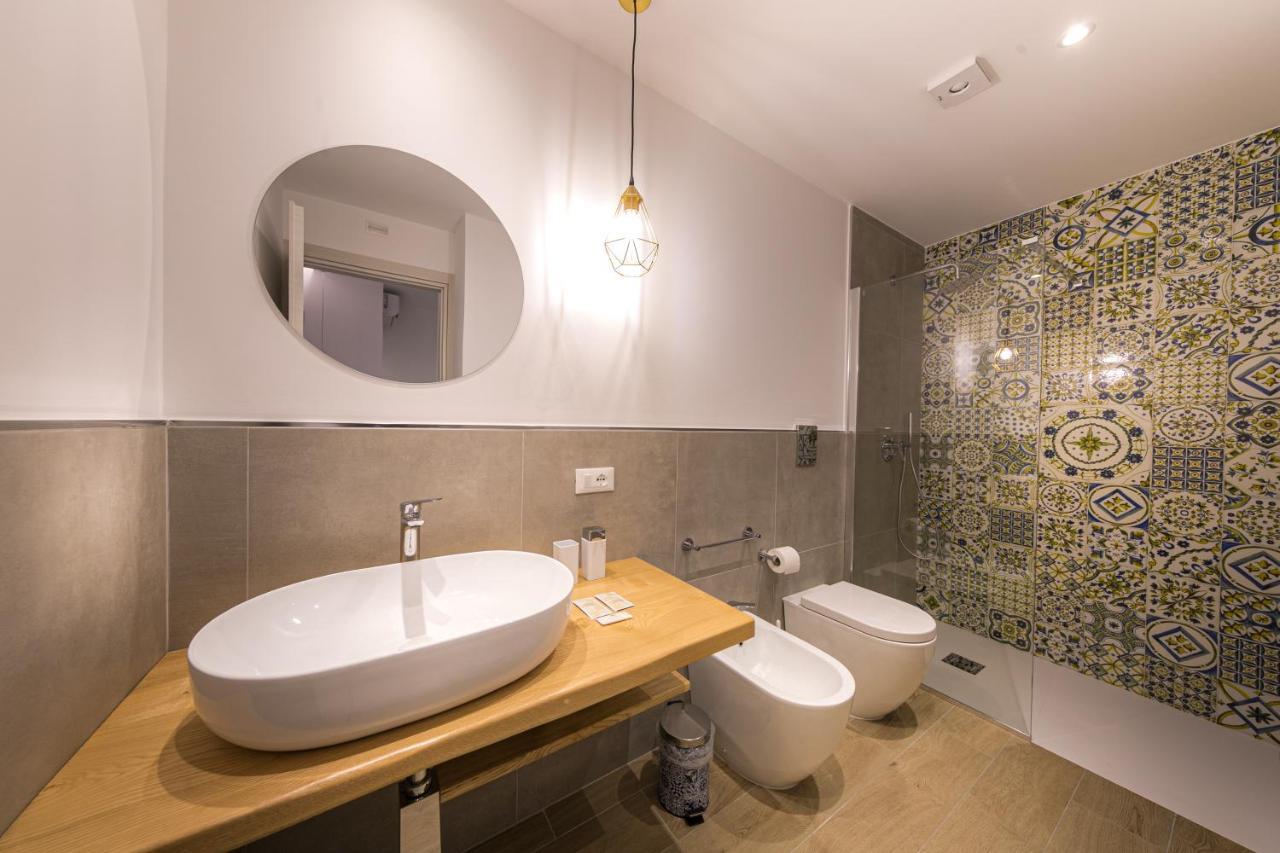 Coresi Rooms تْشيفالو المظهر الخارجي الصورة