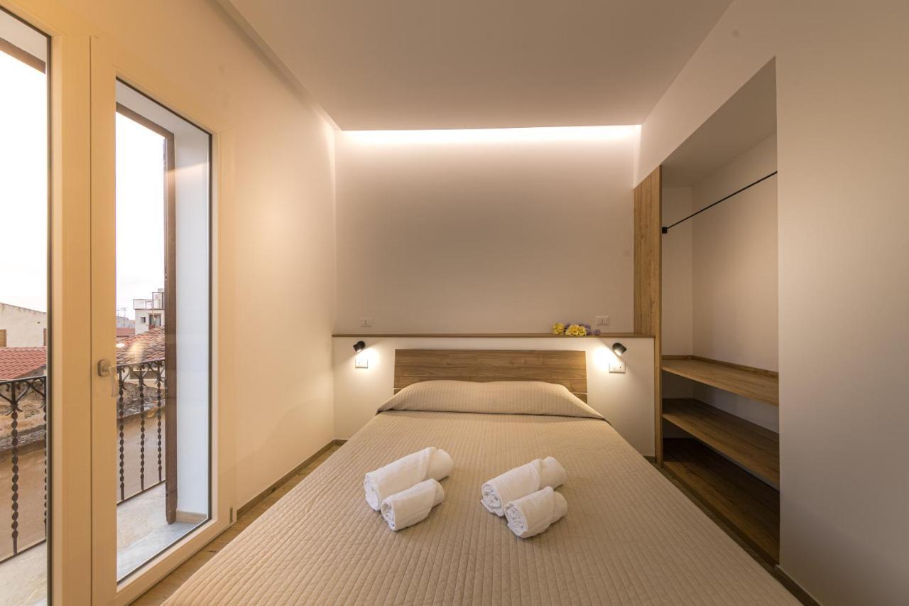 Coresi Rooms تْشيفالو المظهر الخارجي الصورة